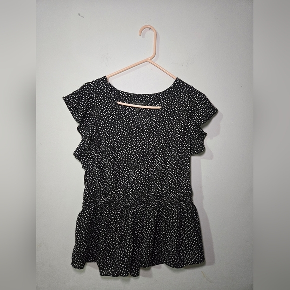 Banana Republic Tops - Banana Republic Women's Sleeveless Smocked Peplum Black Polka Dot Medium